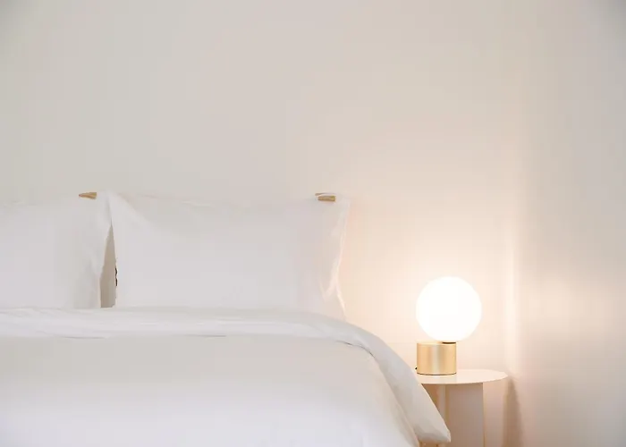 White Linen House アパート