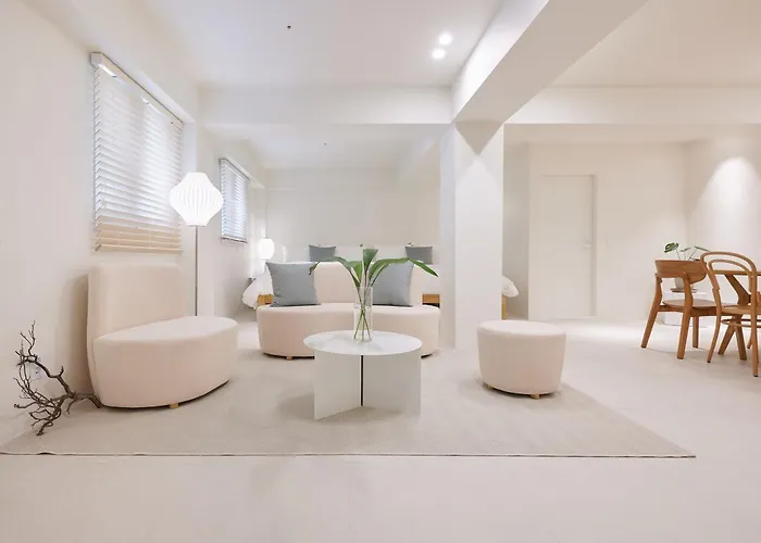 White Linen House アパート *