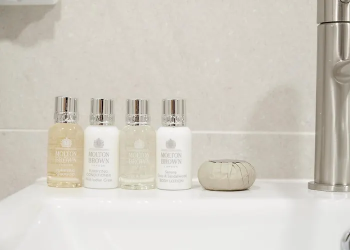 アパート White Linen House *